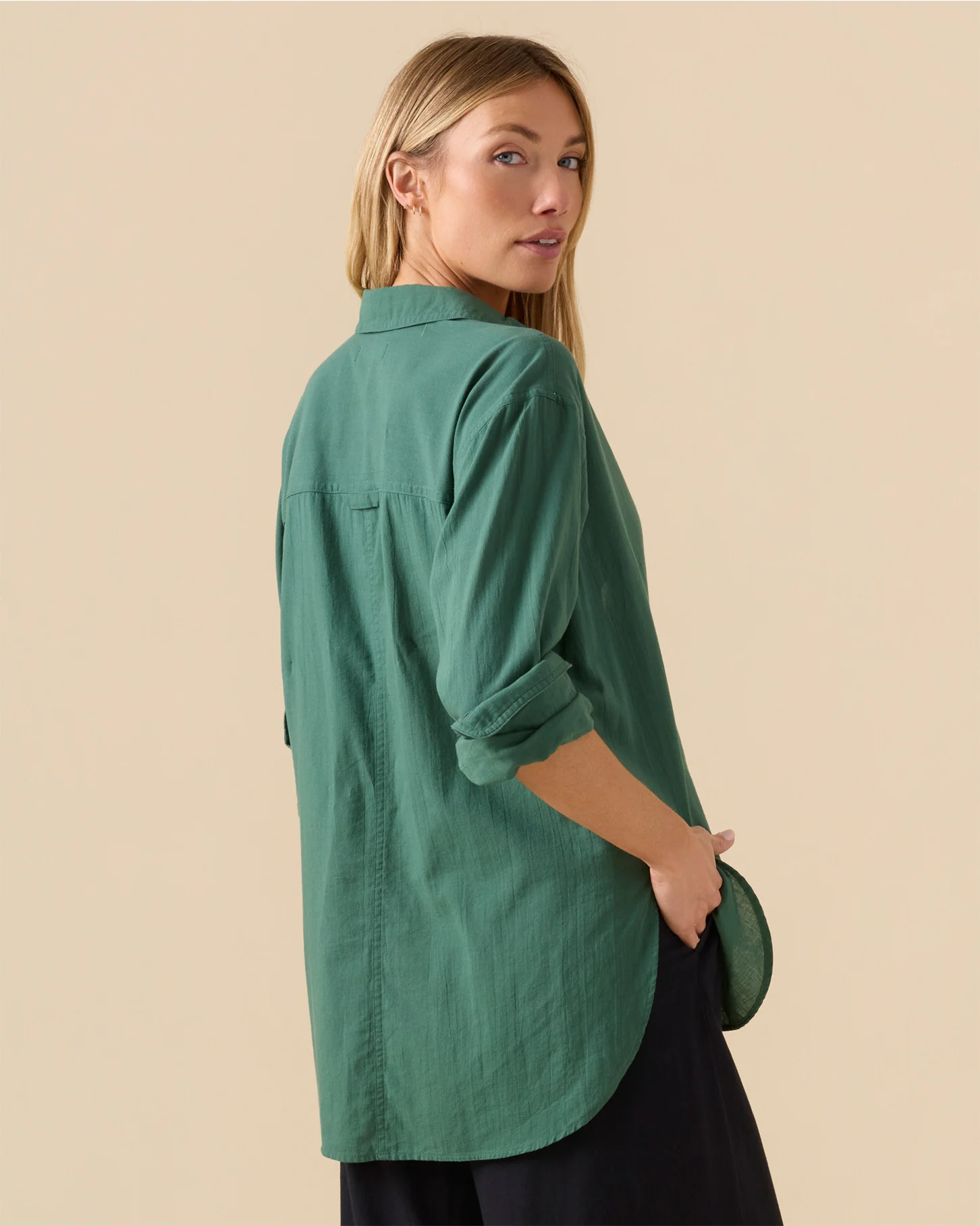 The Lightweight Weekend Shirt - Image 3